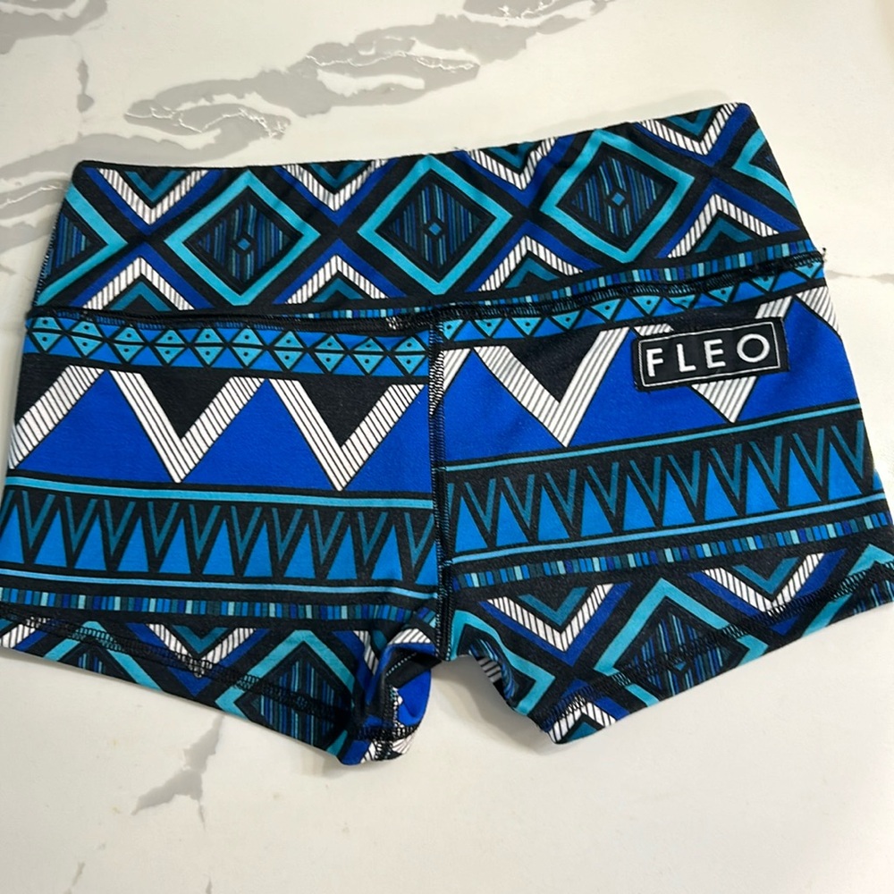 Fleo xs shorts